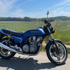 Honda CB 750 F