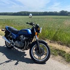 Honda CB 750 F