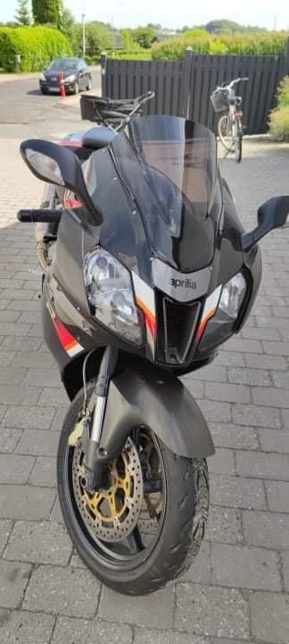 Aprilia RSV 1000 R (SOLGT) billede 10