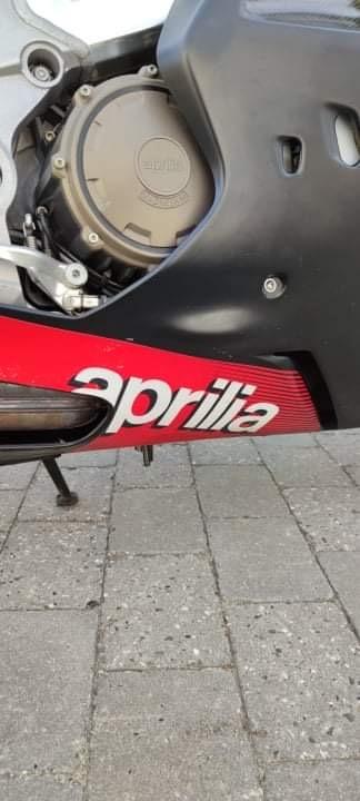 Aprilia RSV 1000 R (SOLGT) billede 25