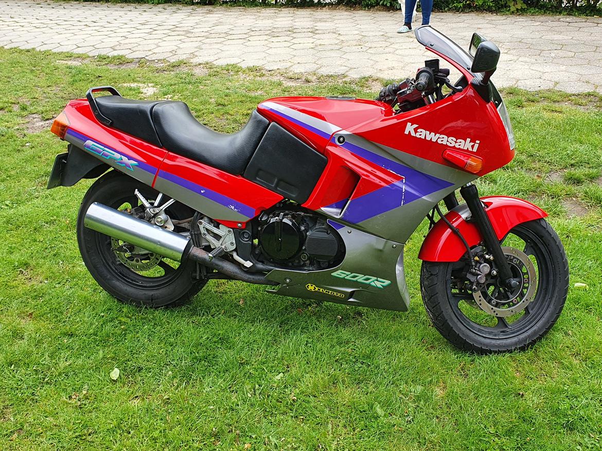 Kawasaki gpx 600R  billede 5