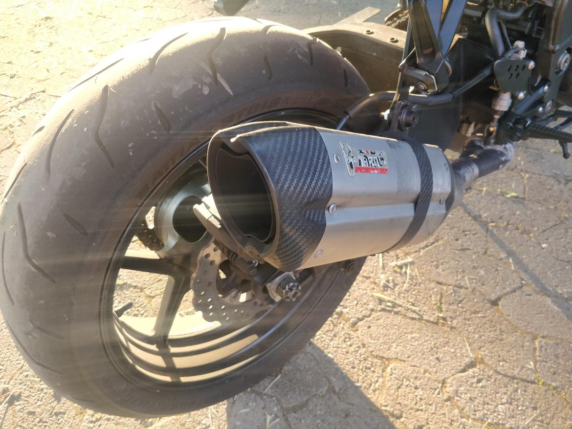 Kawasaki ZX10R - Ninja (SOLGT) - Mivv potten er ret slidt. billede 12