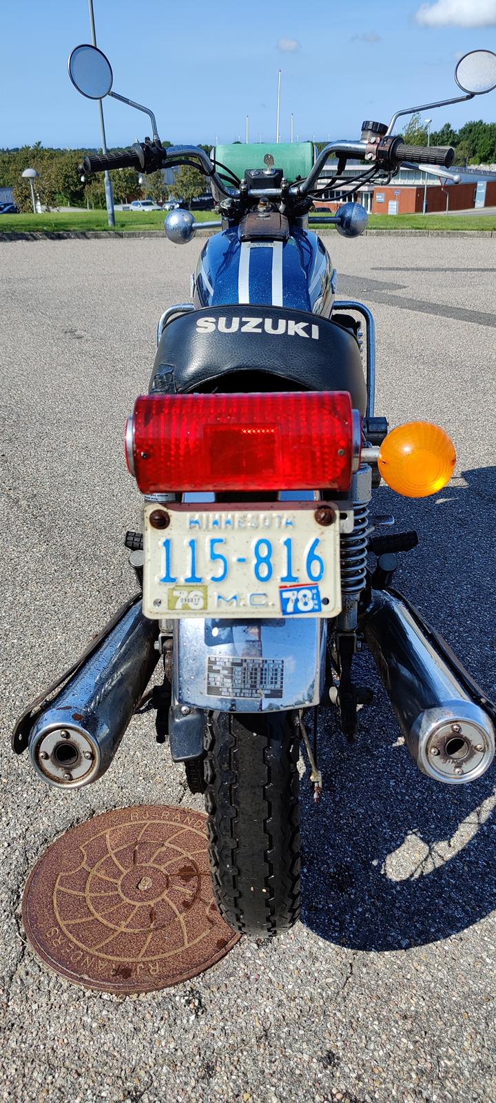 Suzuki RE5 Wankel - Minnesota nummerplade, har 76,77 & 78 mærkat. billede 6