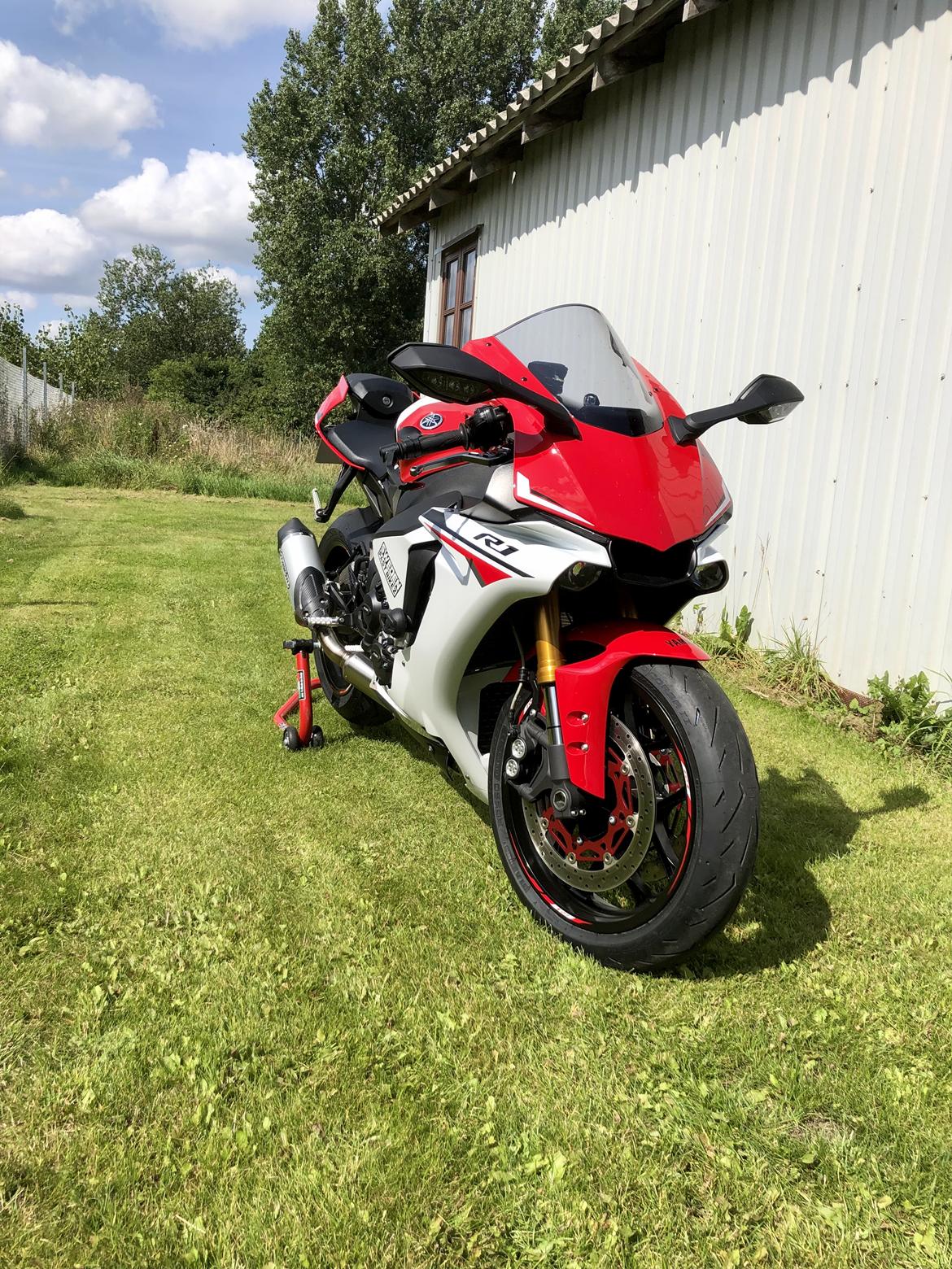 Yamaha YZF-R1 billede 3