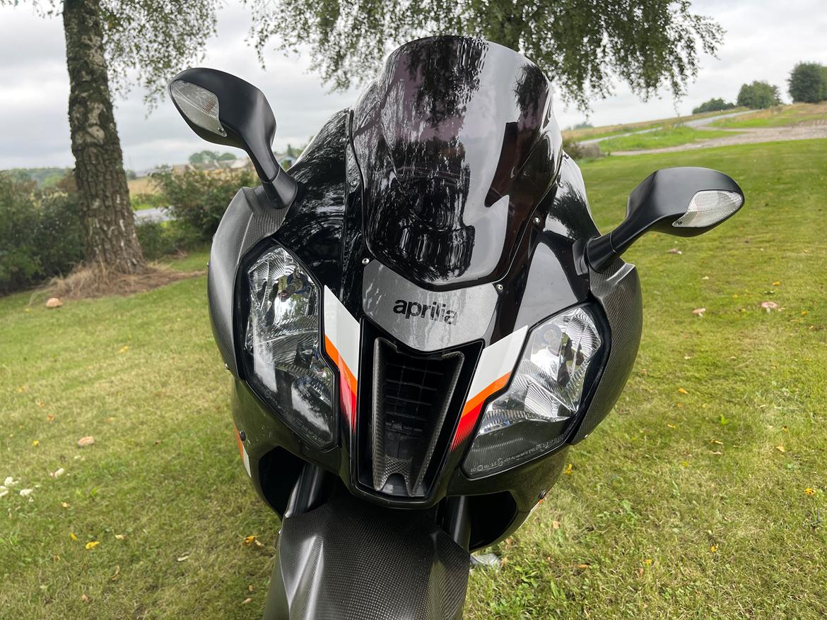 Aprilia RSV 1000 RR (SOLGT) billede 2
