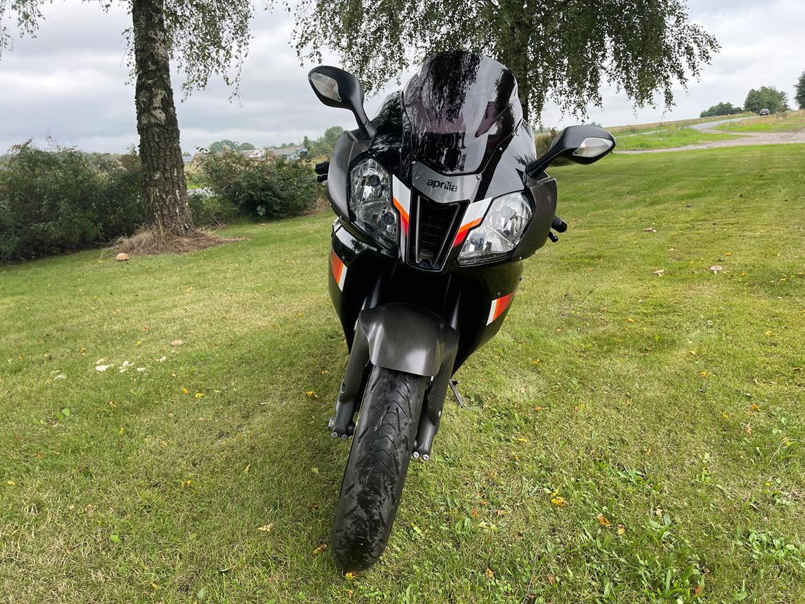 Aprilia RSV 1000 RR (SOLGT) billede 5