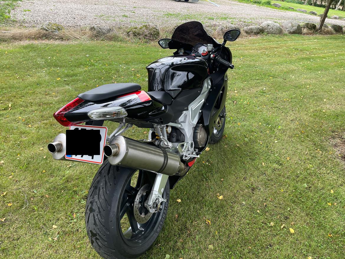 Aprilia RSV 1000 RR (SOLGT) billede 17