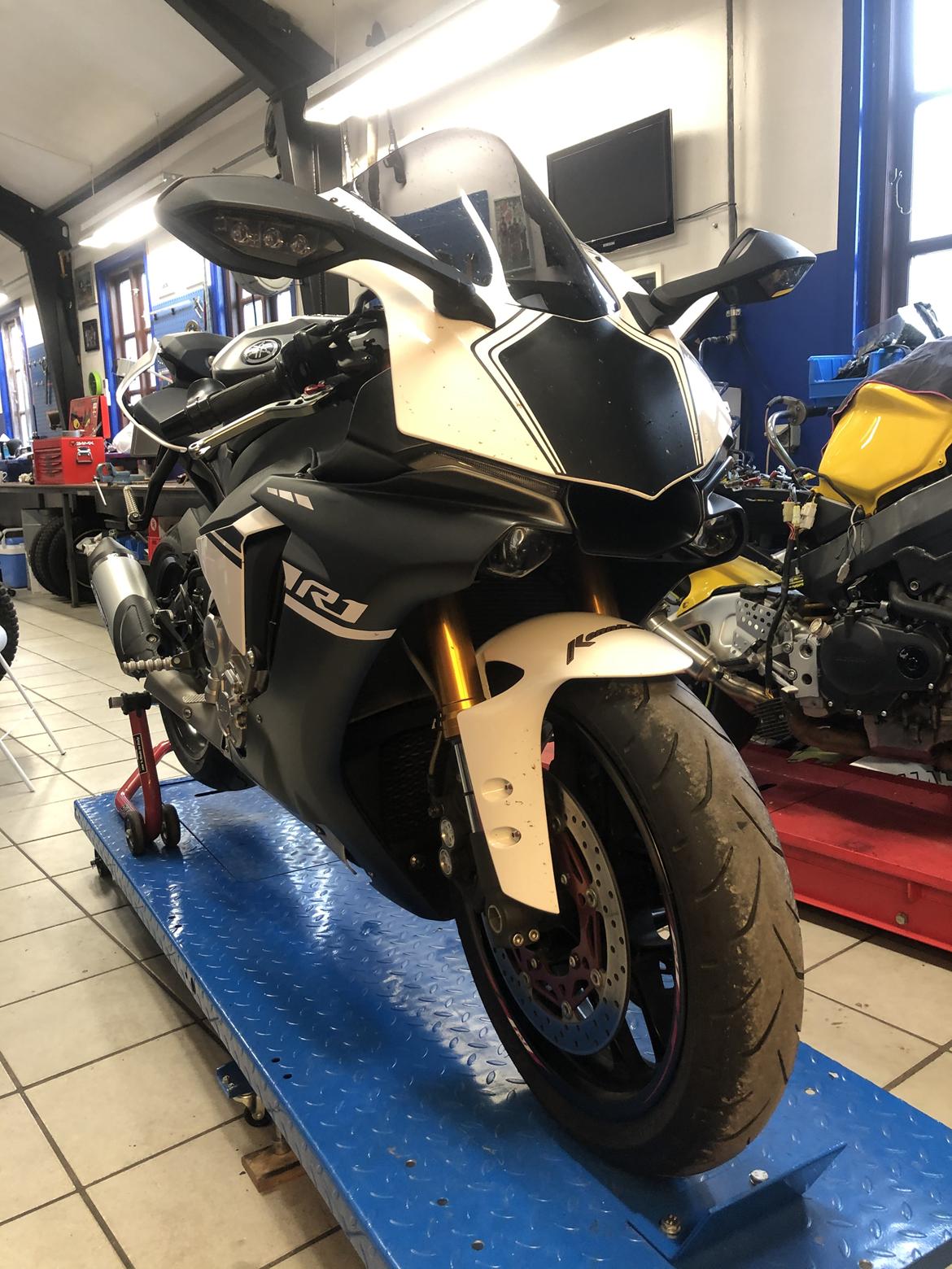 Yamaha YZF-R1 - Sådan så den ud da jeg købte den tidligere på året. billede 36