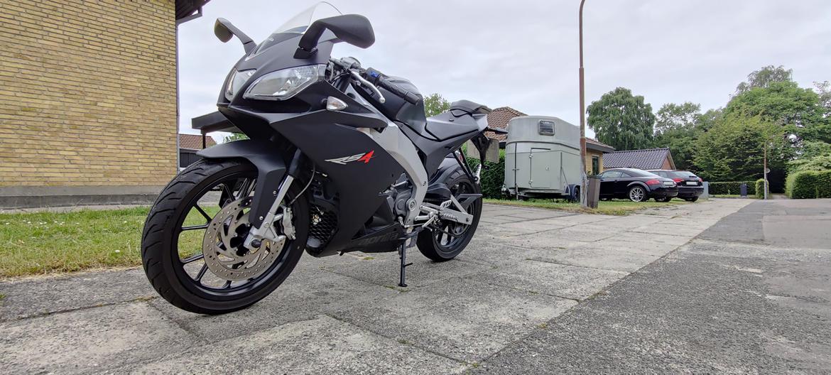 Aprilia RS4 125 billede 3
