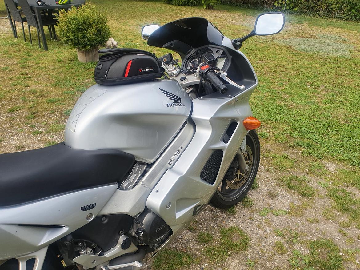 Honda VFR 800 billede 4