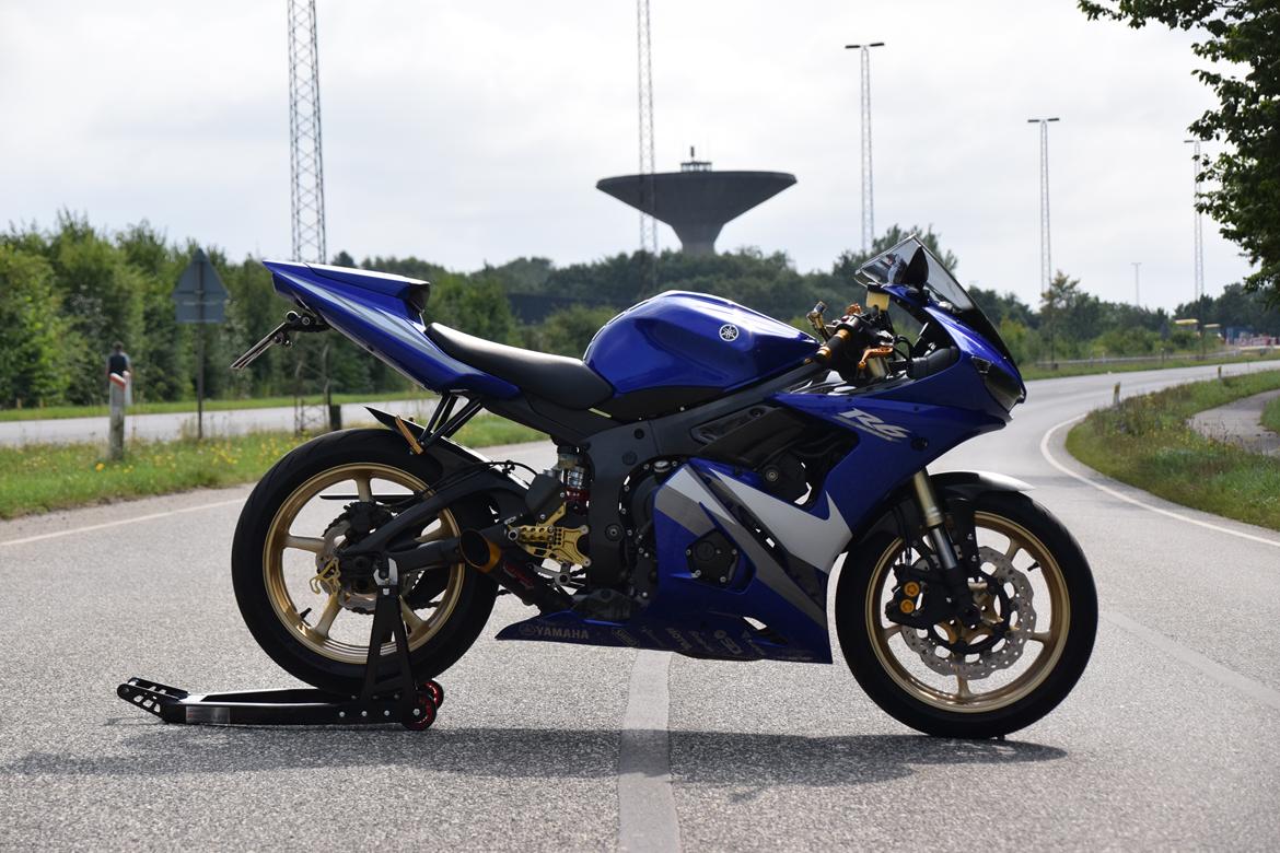 Yamaha YZF R6  billede 1