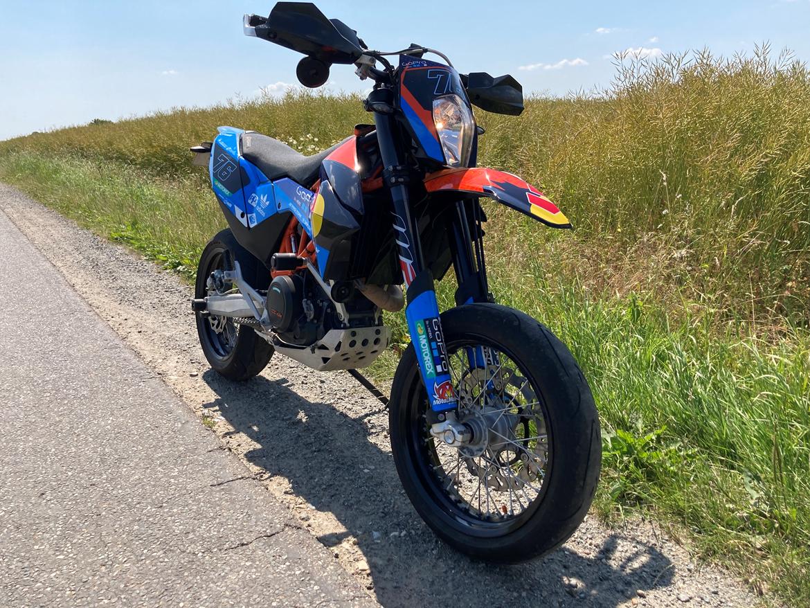 KTM 690 Enduro R (solgt) billede 2