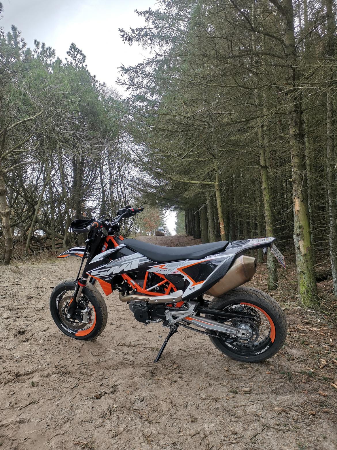 KTM SMC R 690 billede 12