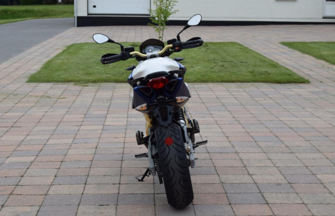 Aprilia Shiver 750 * SOLGT billede 15