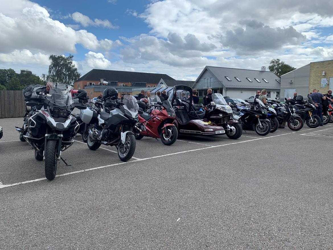 BMW F900XR billede 4