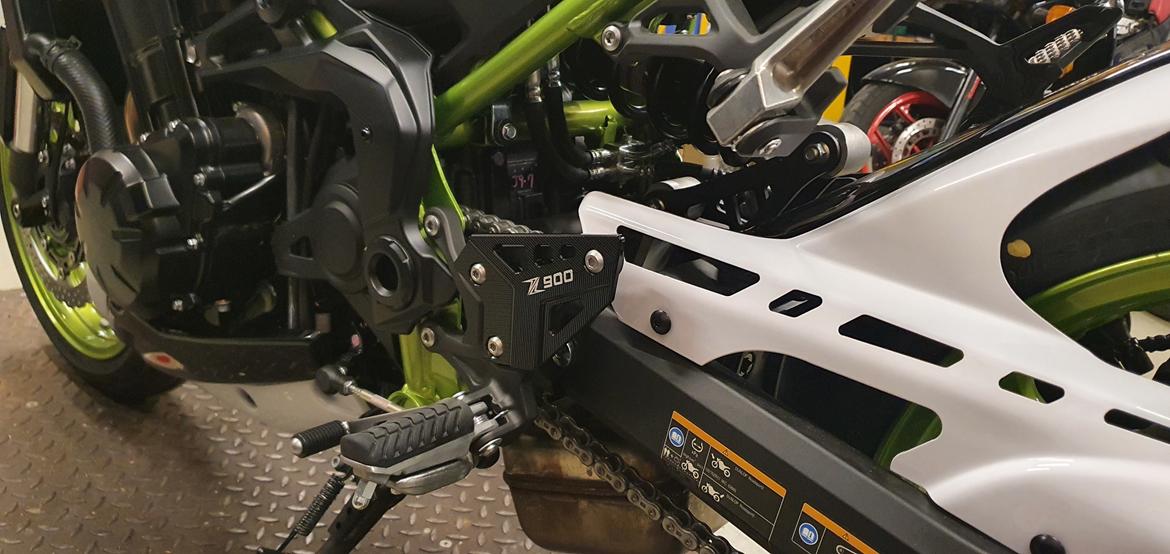 Kawasaki Z900  PBS Edition - Hælplade . billede 18