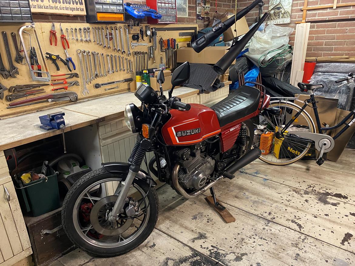 Suzuki GSX400E billede 12