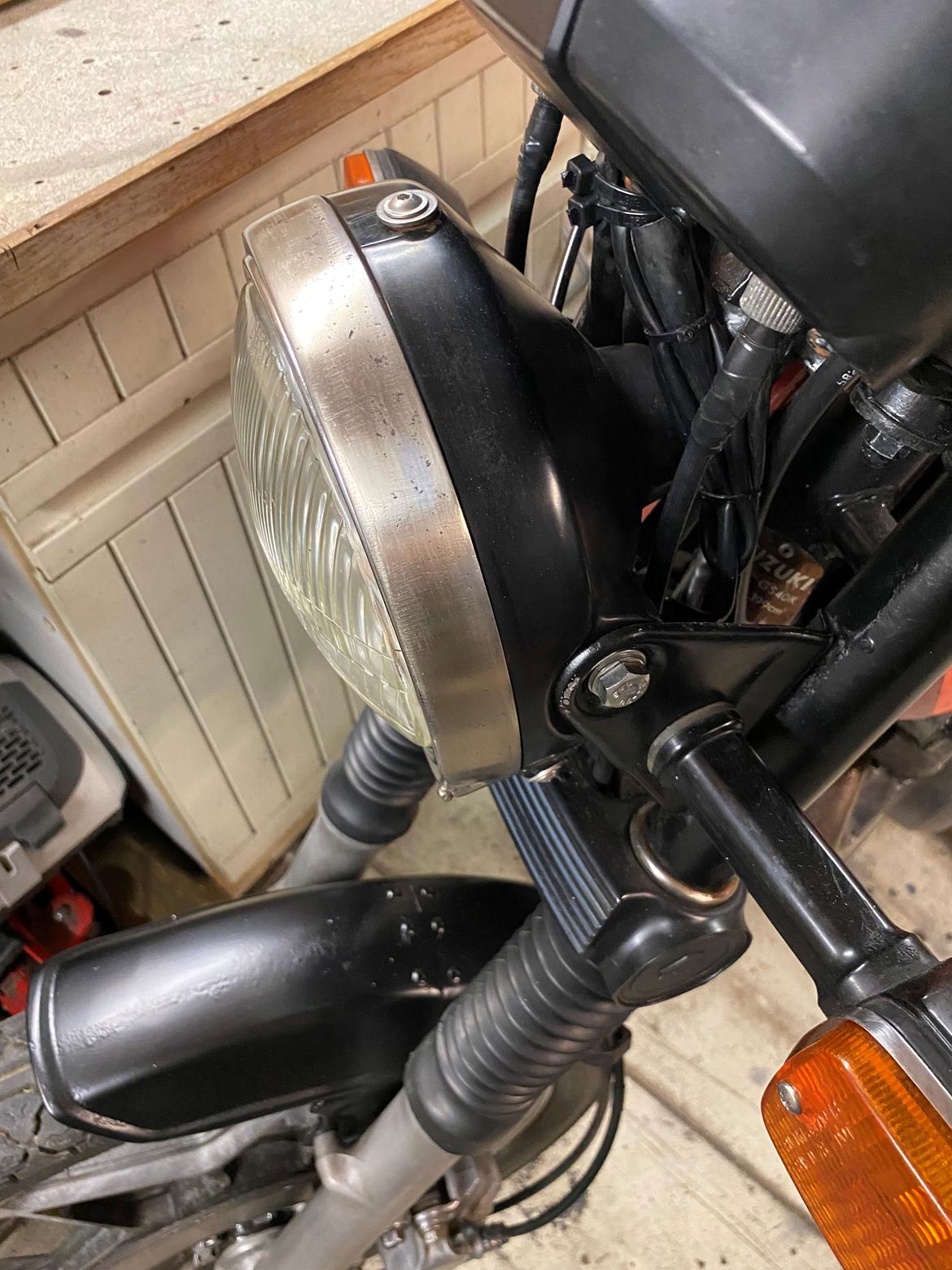 Suzuki GSX400E - Forlygte renoveret. billede 14