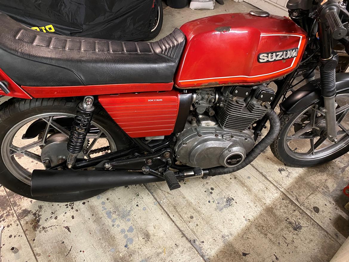 Suzuki GSX400E - Renoveret original potter med rustfri samlestykke og Power Wrap billede 24