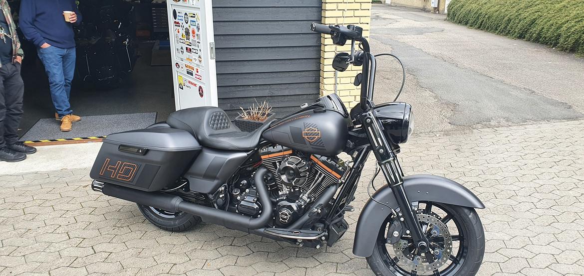 Harley Davidson ROAD KING S  billede 2