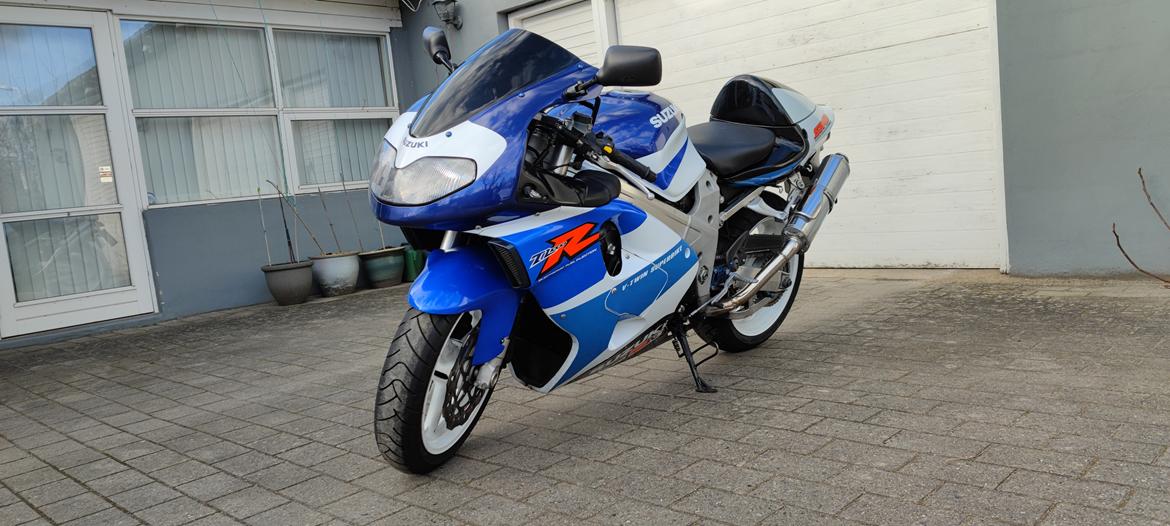 Suzuki TL1000R billede 1