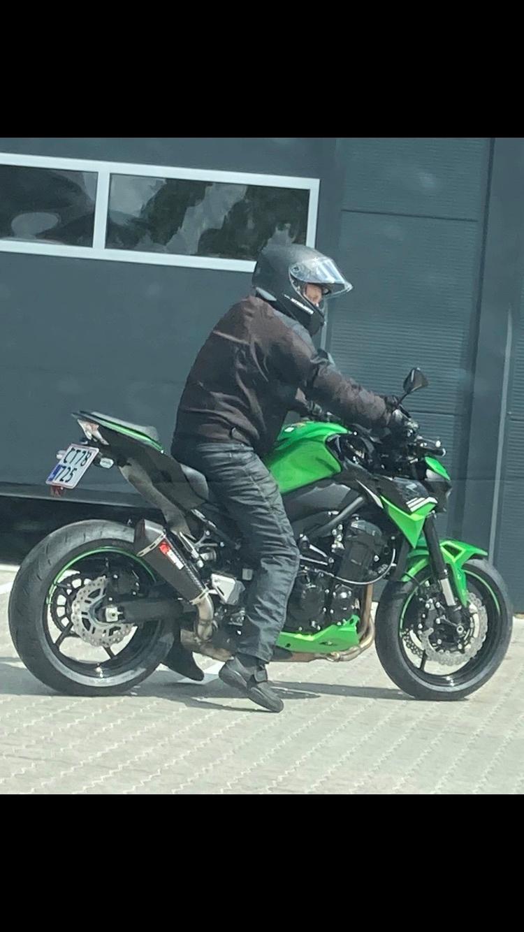 Kawasaki Z900 billede 8