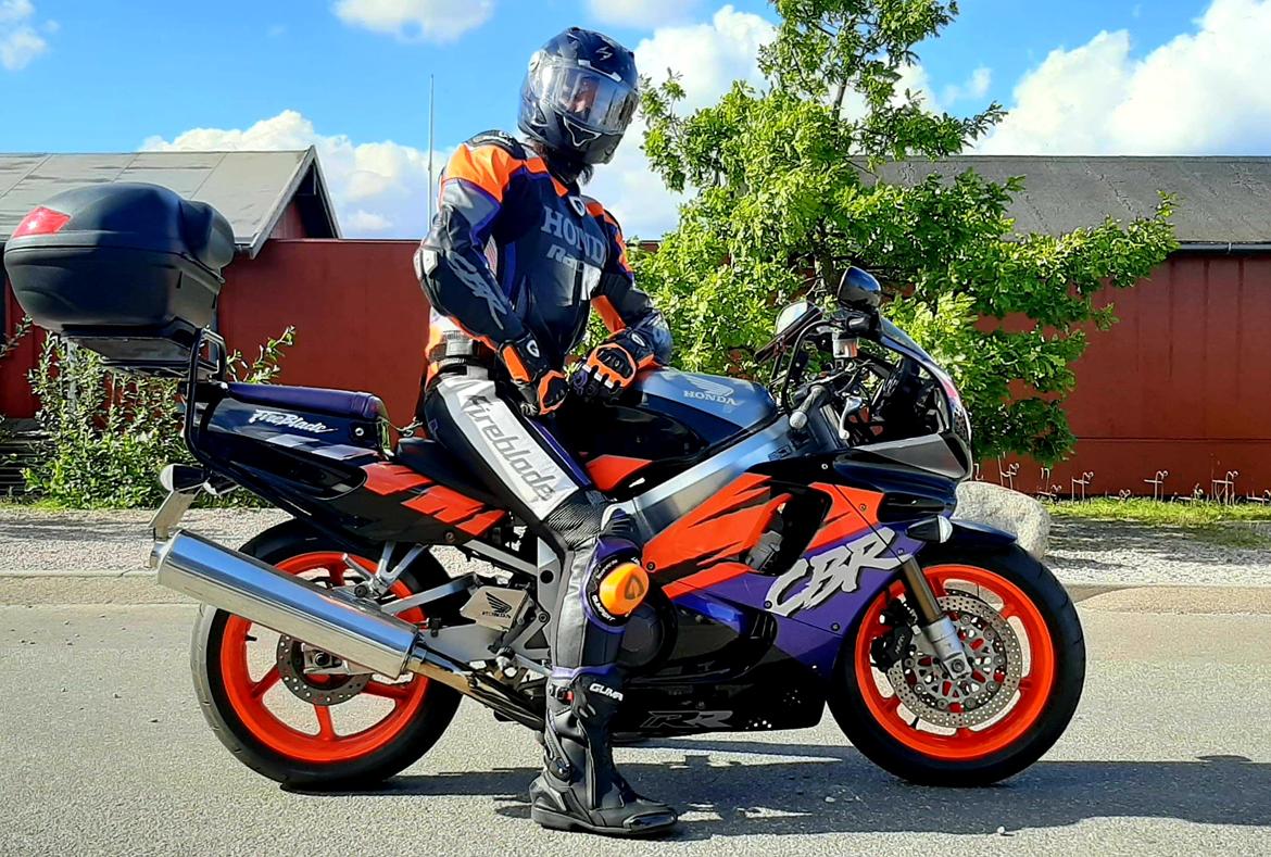 Honda CBR 900 RR-P Fireblade SC28 "Karen" billede 35