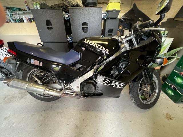 Honda VFR 750 billede 2