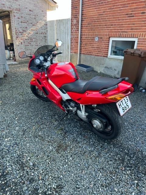 Honda VFR 800 Fi billede 5