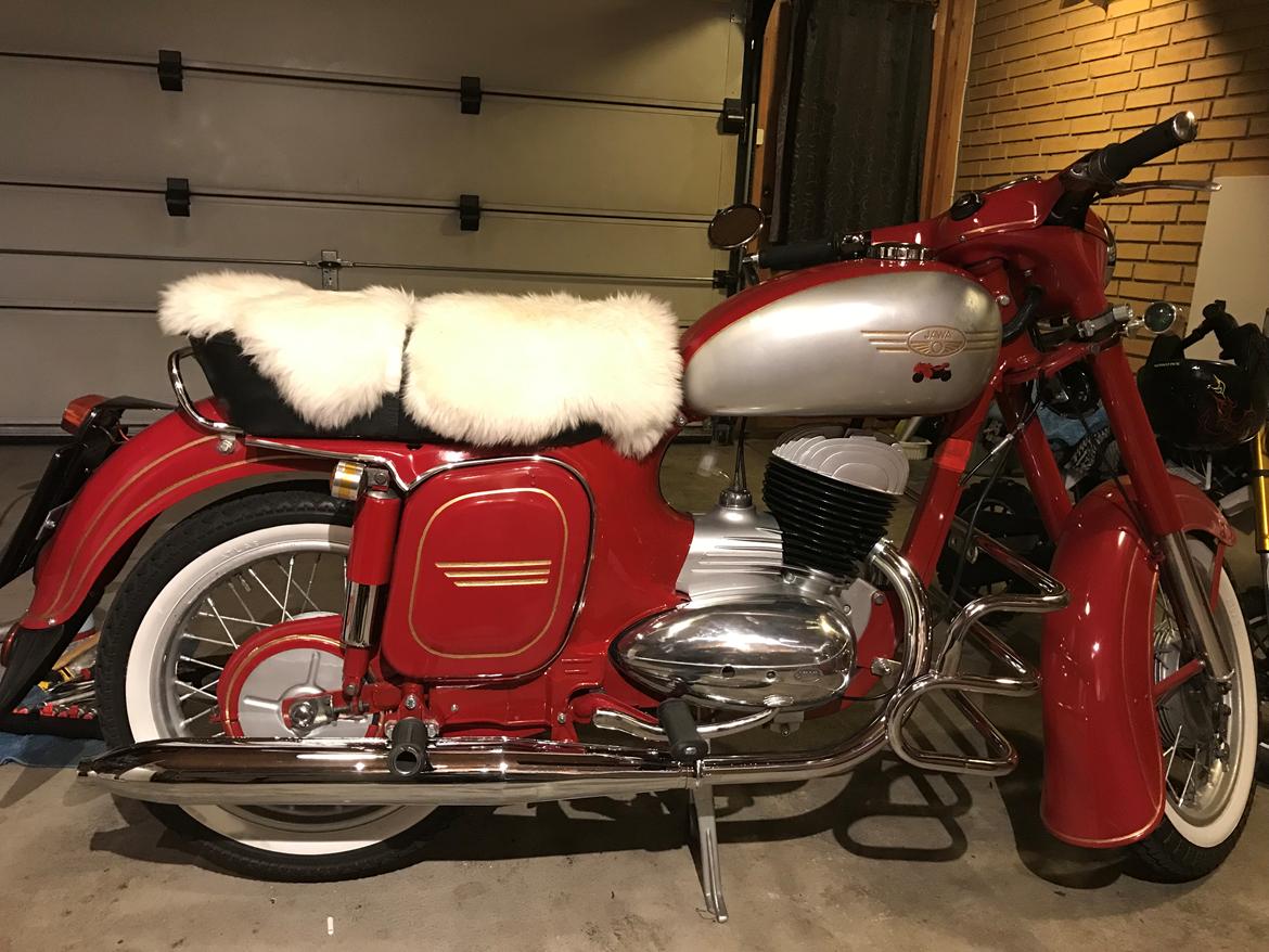 Jawa 250 billede 8