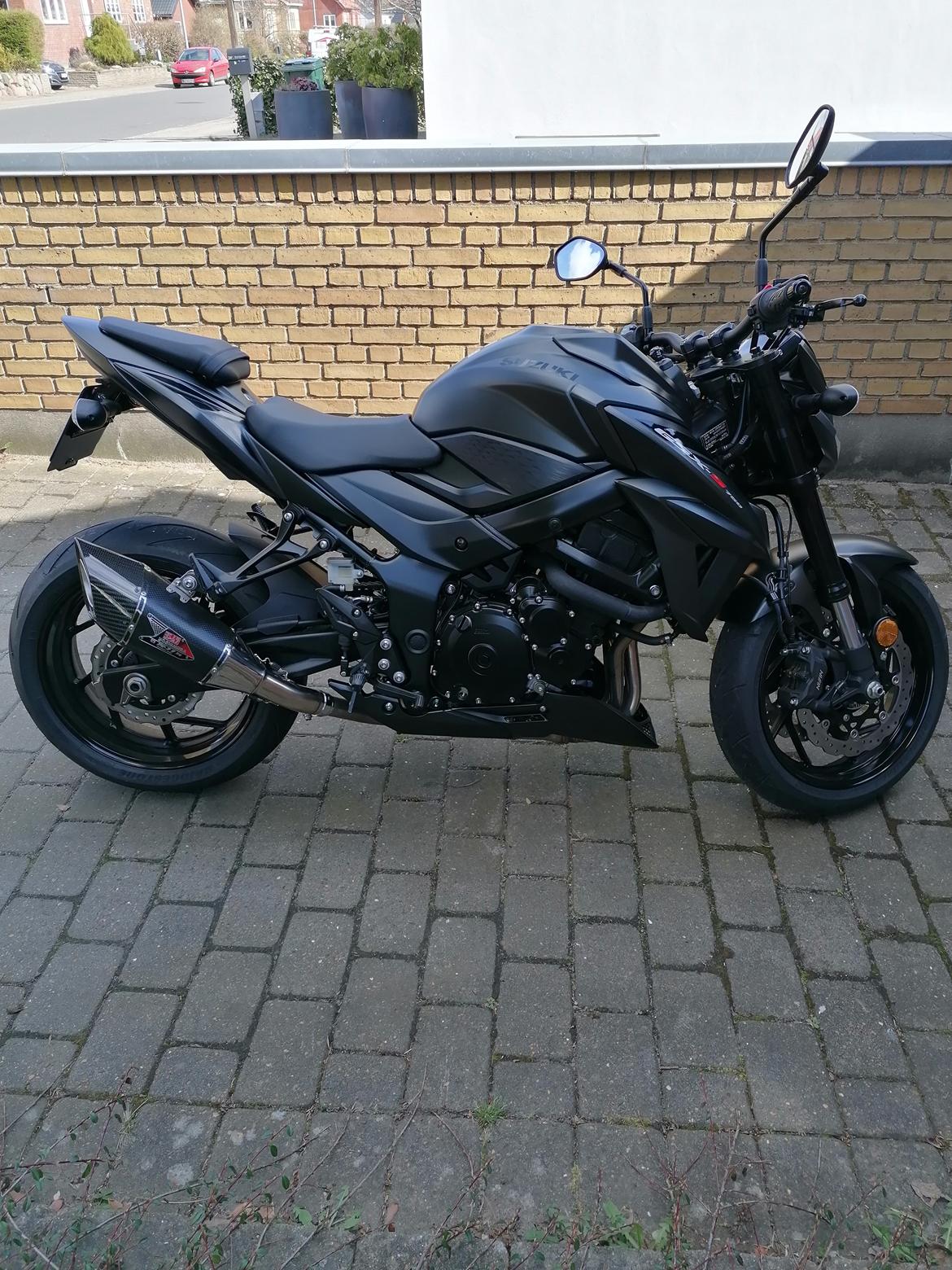 Suzuki GSX-S 750 Yoshimura edition billede 6
