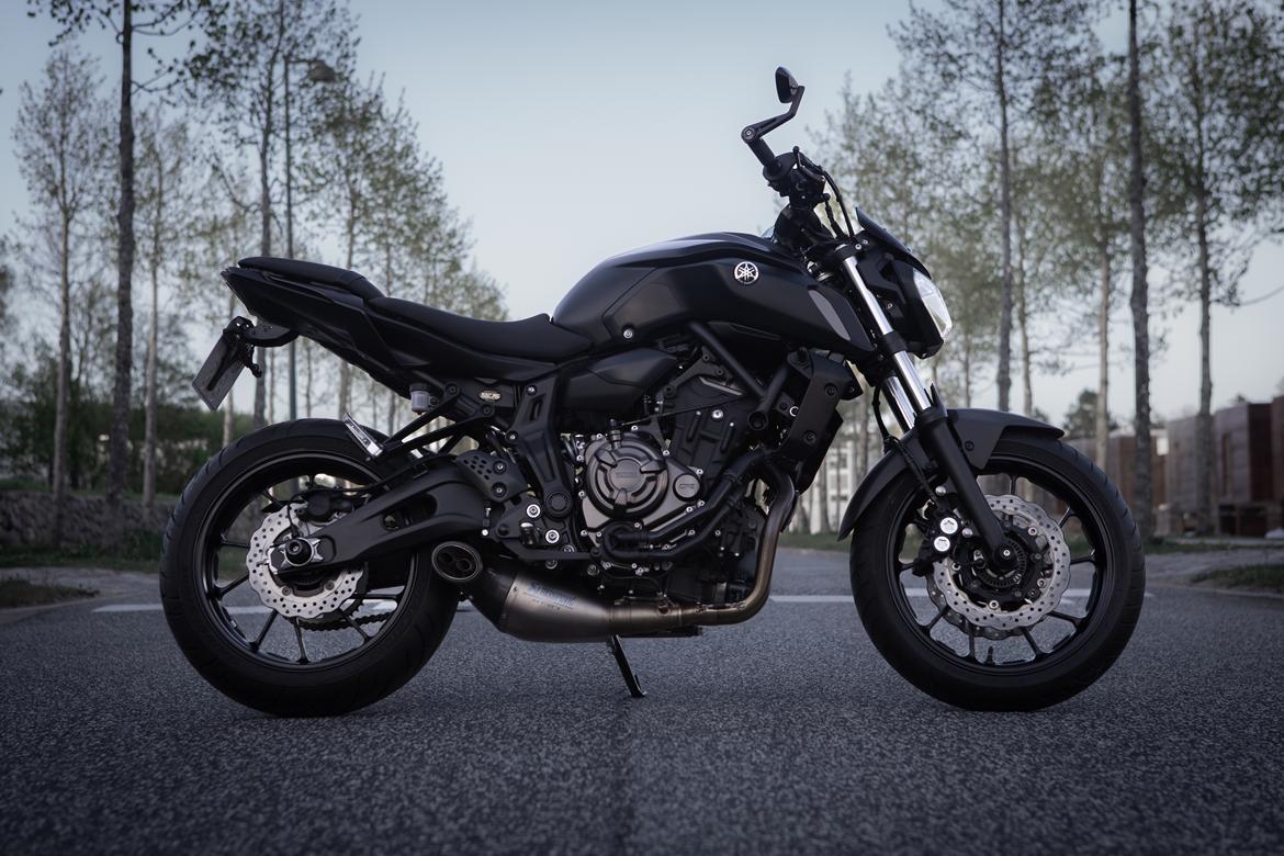 Yamaha MT-07 "Tech Black" billede 2