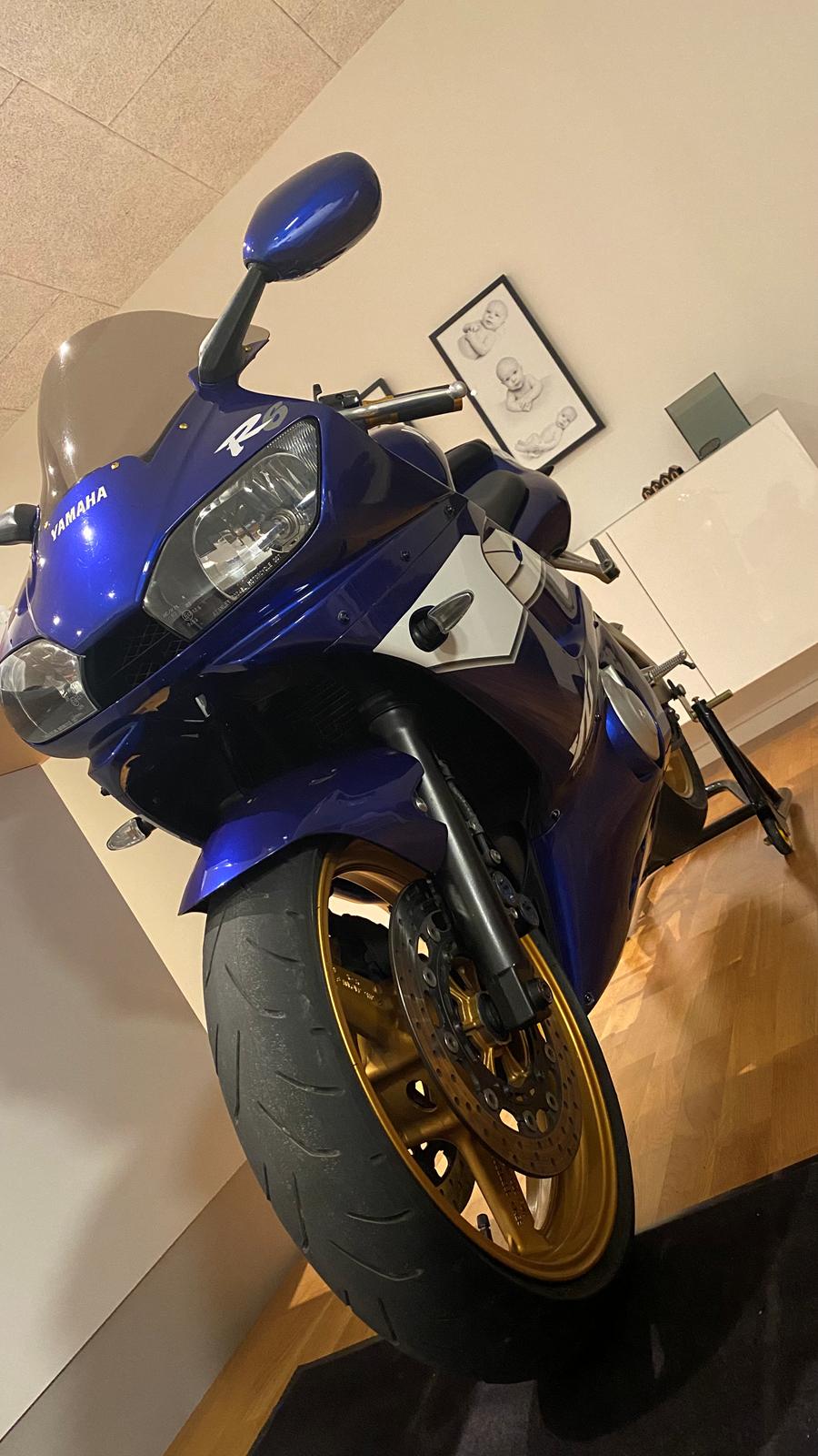 Yamaha YZF R6 billede 1