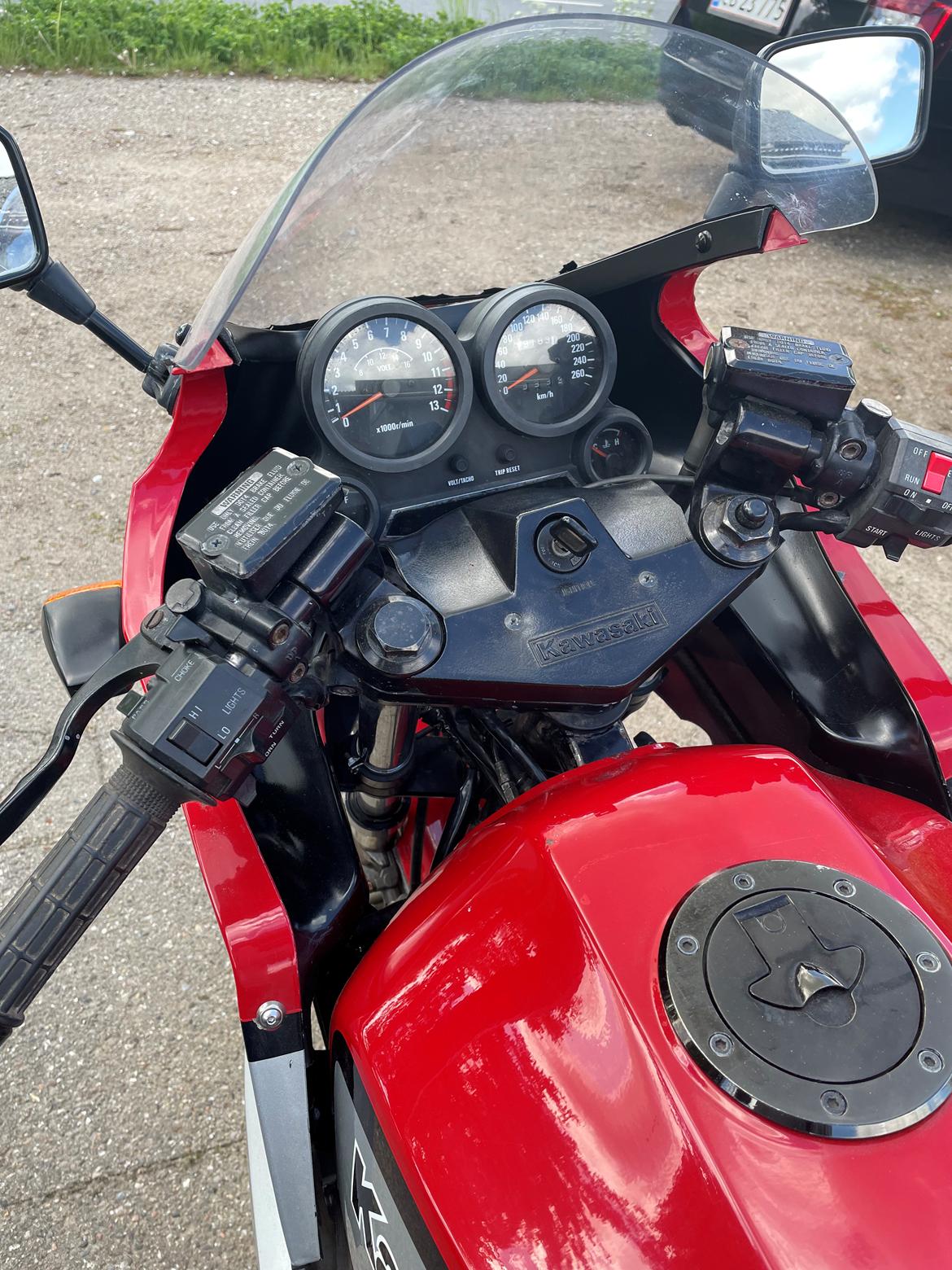 Kawasaki GPZ900R billede 7