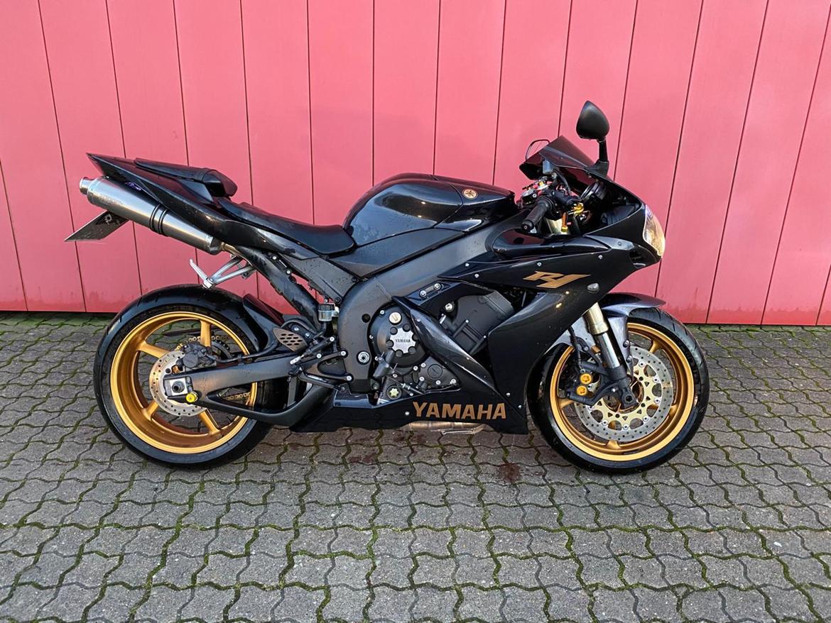 Yamaha R1  billede 5