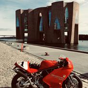 Ducati 900 supersport