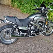 Yamaha V max