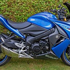 Suzuki GSX-S 1000 F