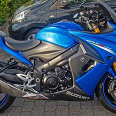 Suzuki GSX-S 1000 F