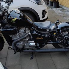 Honda vt 700 Shadow (SOLGT)