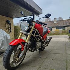 Ducati Monster 600