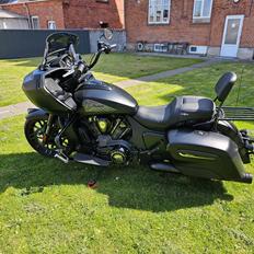 Indian Challenger Dark Horse 