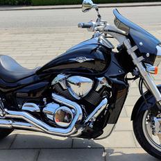 Suzuki INTRUDER VZR (SOLGT)