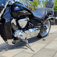 Suzuki INTRUDER VZR (SOLGT)