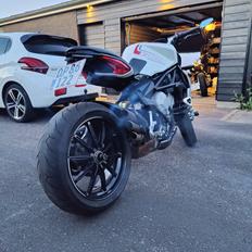 MV Agusta Brutale 800 Dragster