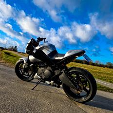 Buell Xb9s lightning