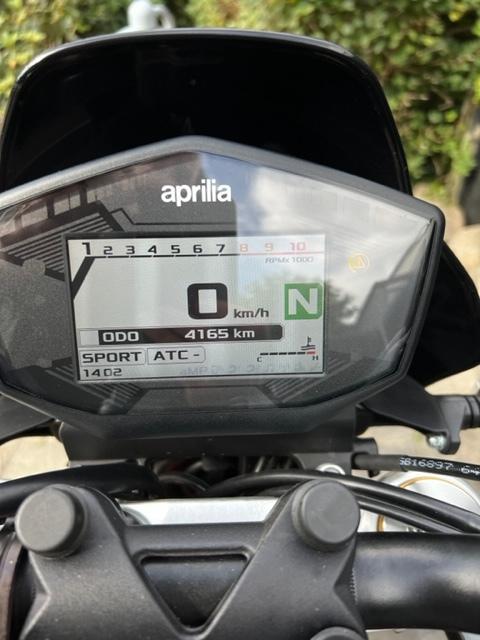 Aprilia Dorsoduro 900 billede 2