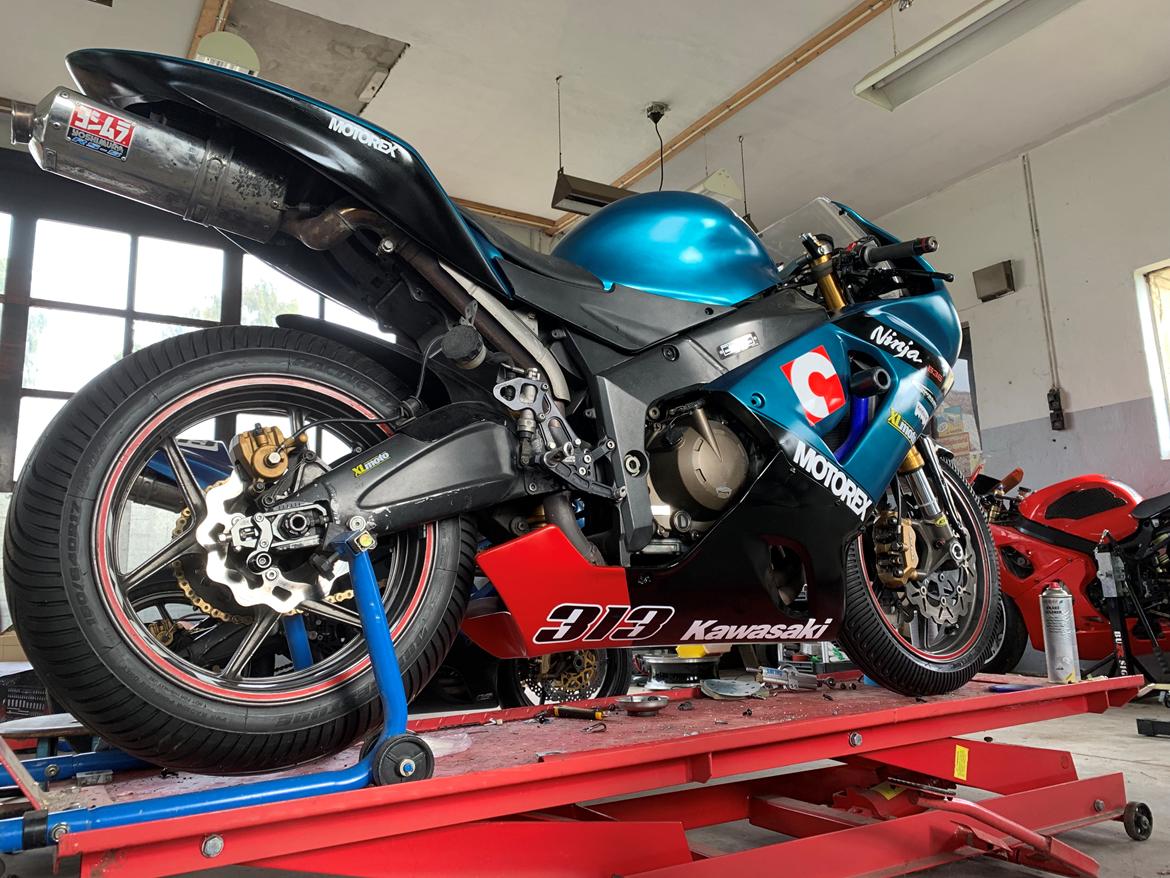 Kawasaki ZX6R 636 C. Banecykel regn. SOLGT  billede 8