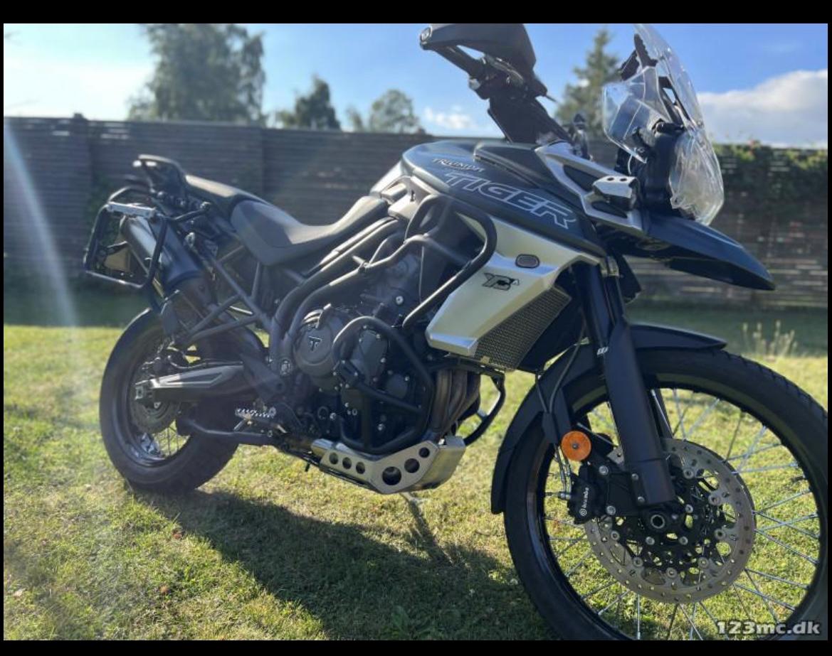 Triumph Tiger 800 XCA (solgt) billede 12