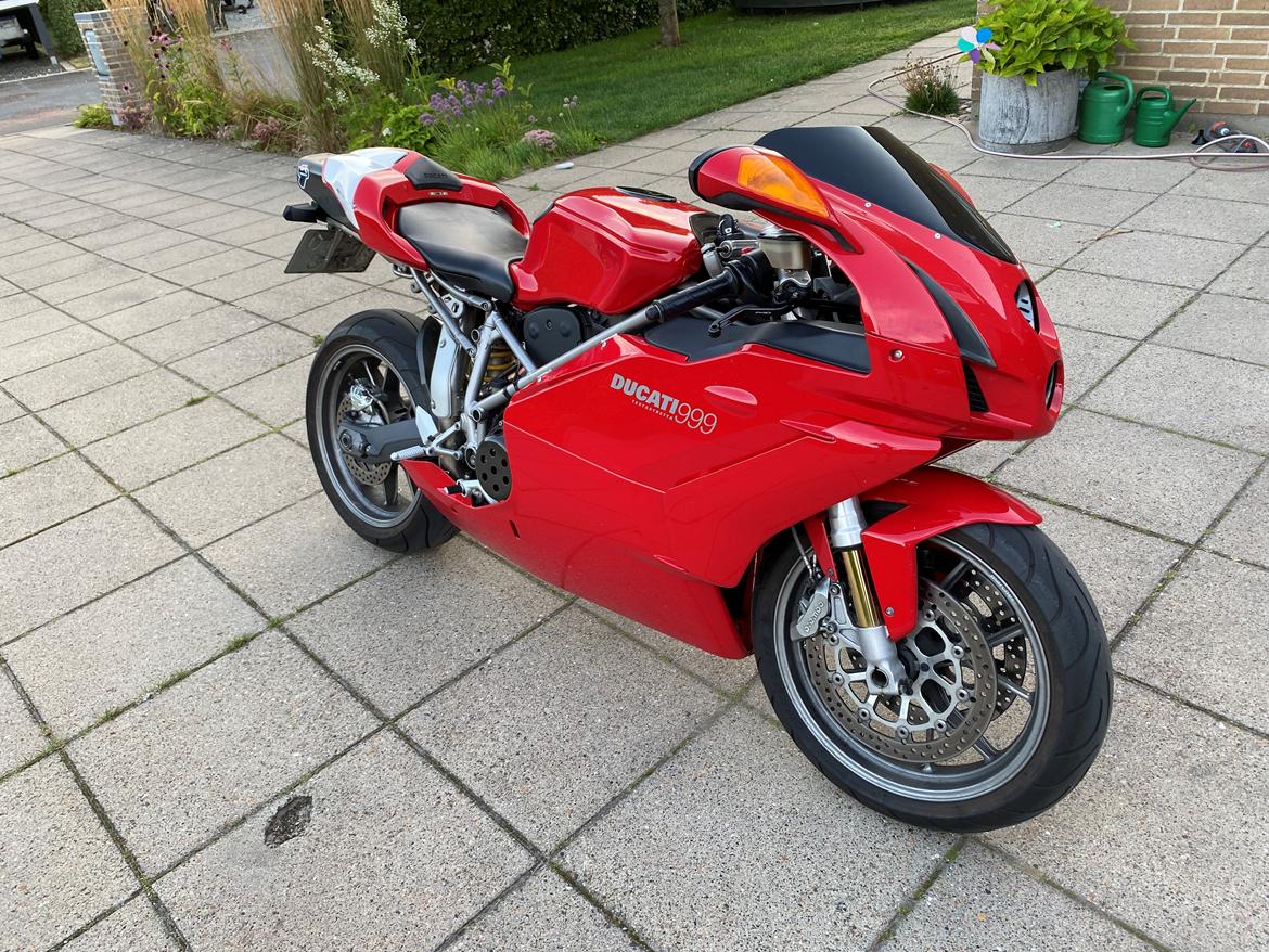 Ducati 999 billede 2